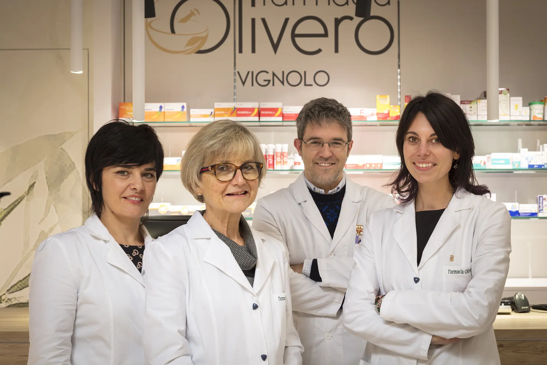 Realizzazione Th.Kohl - Farmacia Olivero Urgnano BG - 03