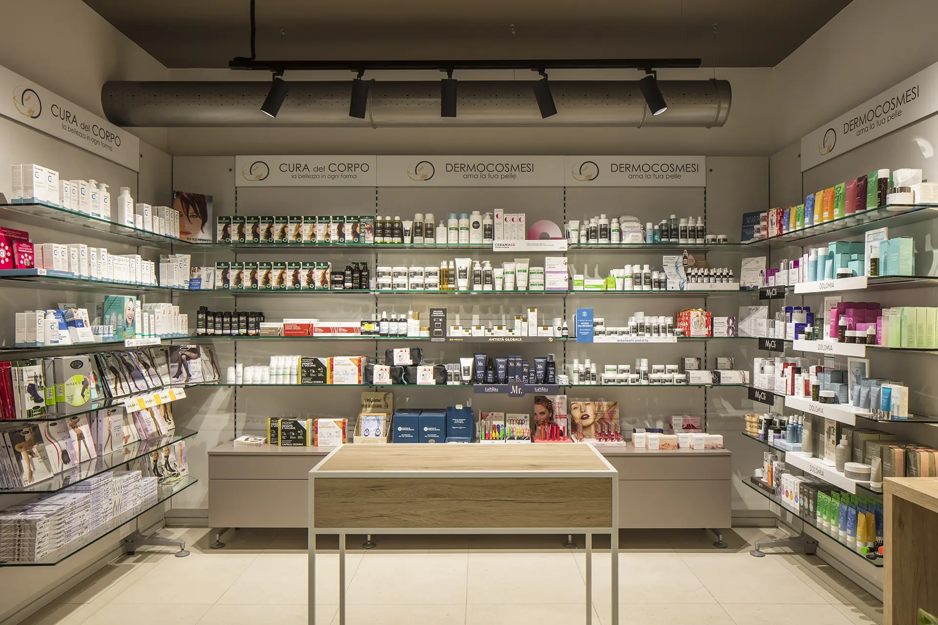 Pharmacie Olivero 6 Realizzazione Th.Kohl - Farmacia Olivero Urgnano BG - gallery 06