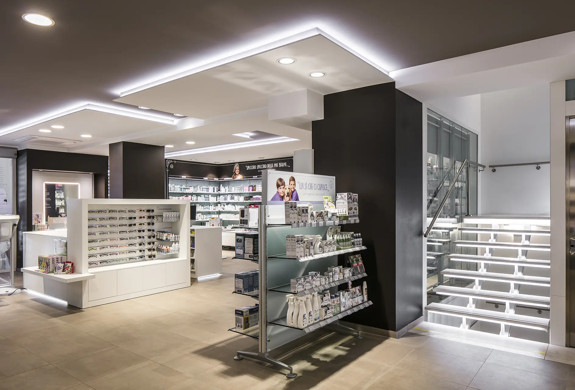 Pharmacie Calì 1 Realizzazioni Th.Kohl - Farmacia Calì Vittoria RG - gallery 01