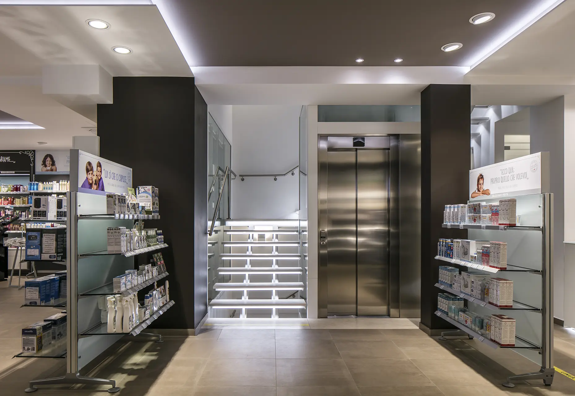 Pharmacie Calì 5 Realizzazioni Th.Kohl - Farmacia Calì Vittoria RG - gallery 05