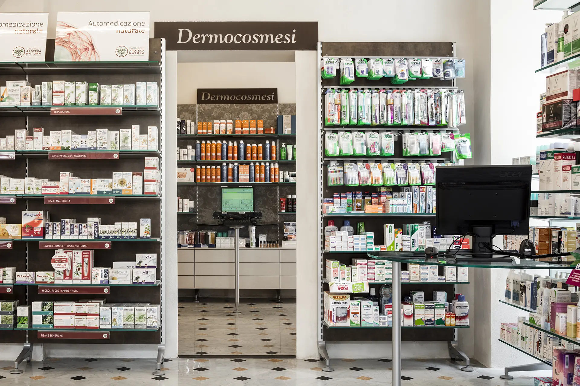 Pharmacie Capovilla 1 Realizzazioni Th.Kohl - Farmacia Capovilla Imperia IM - gallery 01