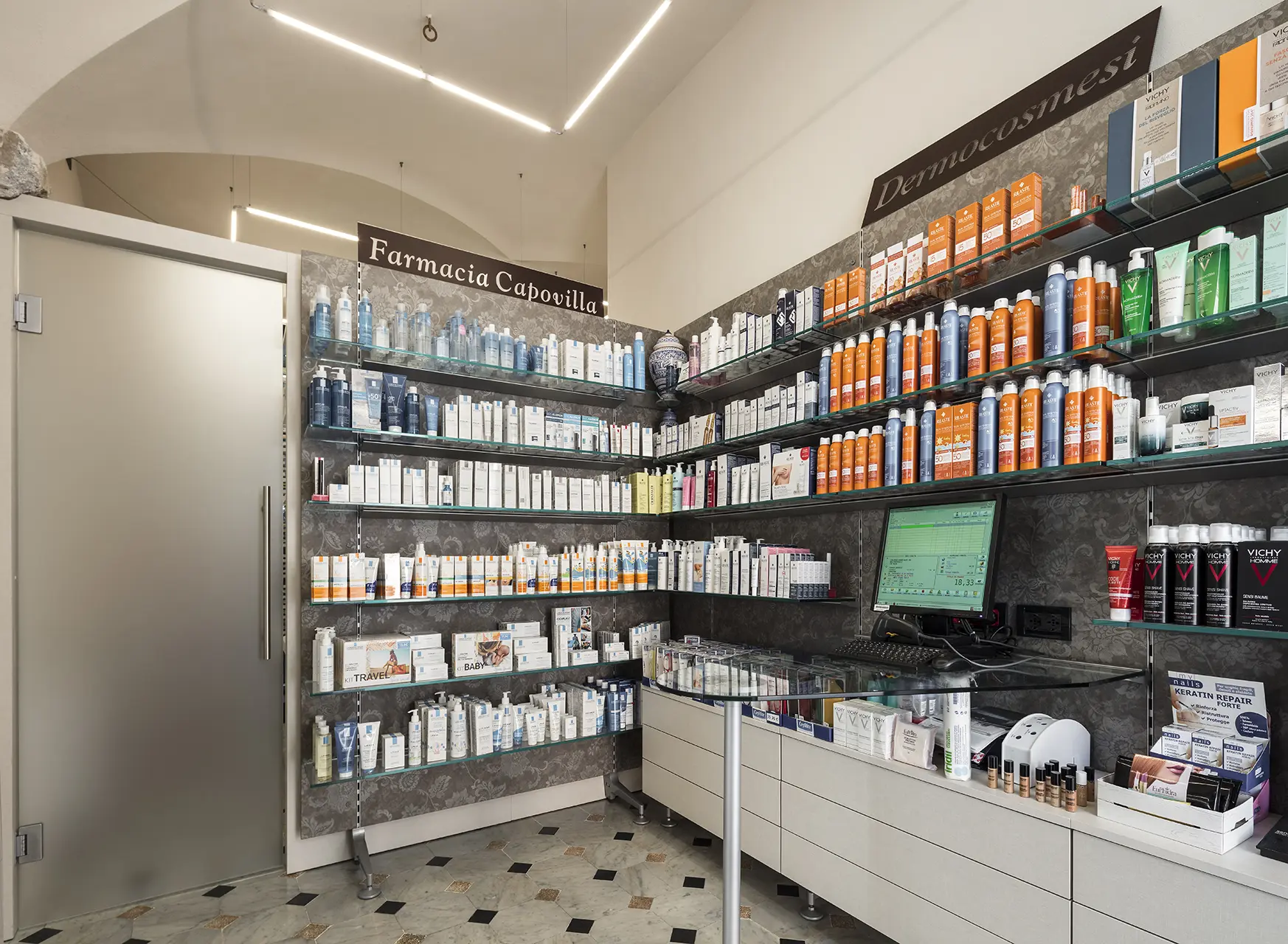 Pharmacie Capovilla 2 Realizzazioni Th.Kohl - Farmacia Capovilla Imperia IM - gallery 02