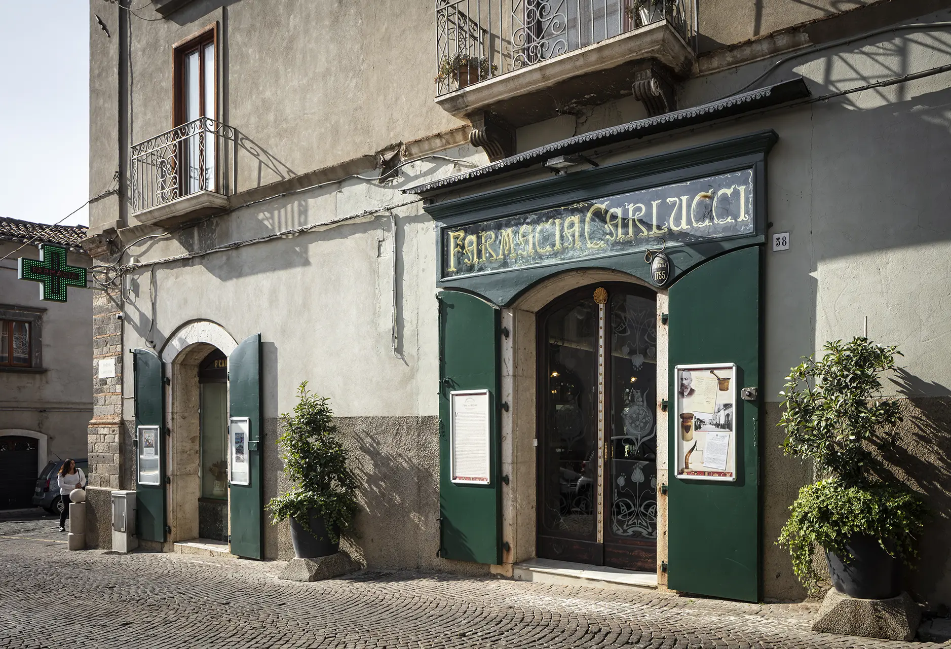 Pharmacie Carlucci 9 Realizzazioni Th.Kohl - Farmacia Carlucci Melfi PZ - gallery 09