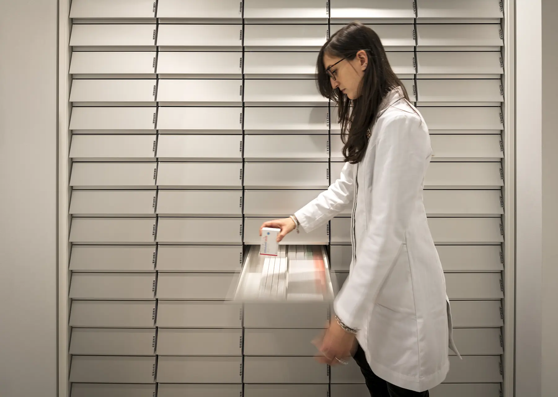 Pharmacie Centrale 4 Realizzazioni Th.Kohl - Farmacia Centrale Bollate MI - gallery 04