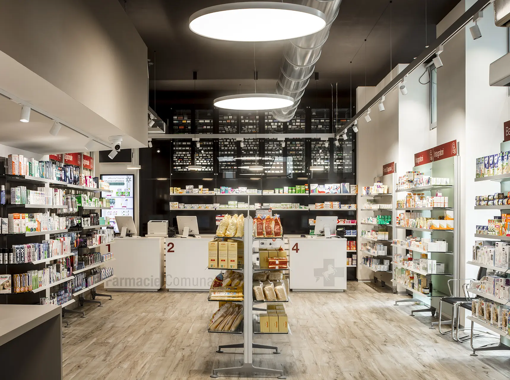 Pharmacie Comunale Giotto 1 Realizzazioni Th.Kohl - Farmacia Comunale Giotto Arezzo AR - gallery 01