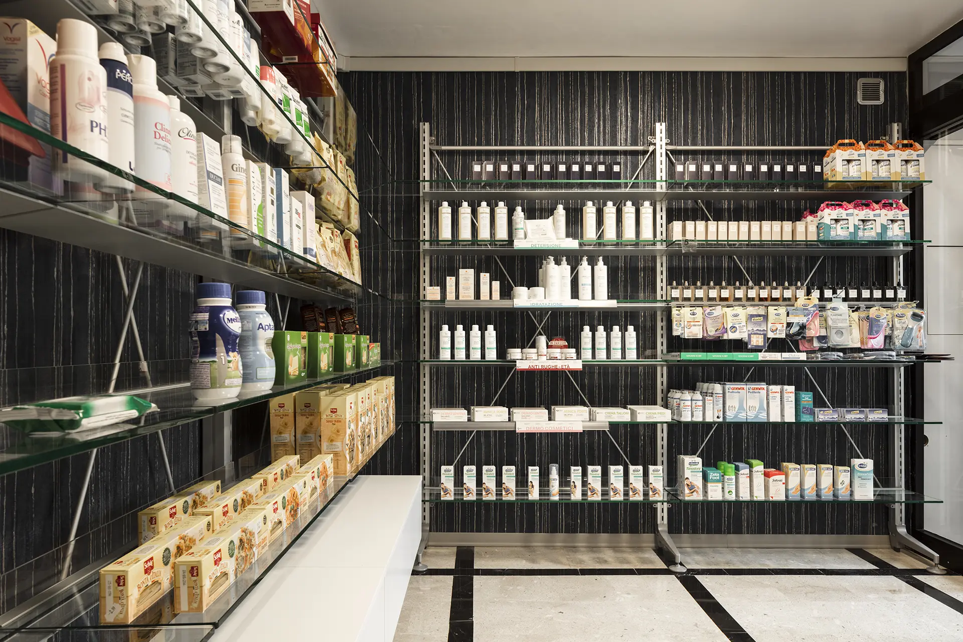 Pharmacie Cunetta 2 Realizzazioni Th.Kohl - Farmacia Cunetta Paterno PZ -gallery 02