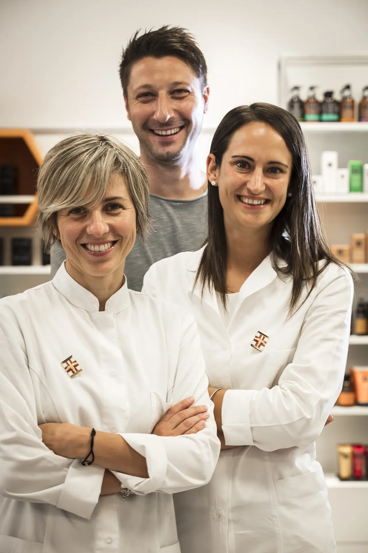 Realizzazione Farmacia Comunale Cascina n°1 - farmacisti - Th.Kohl