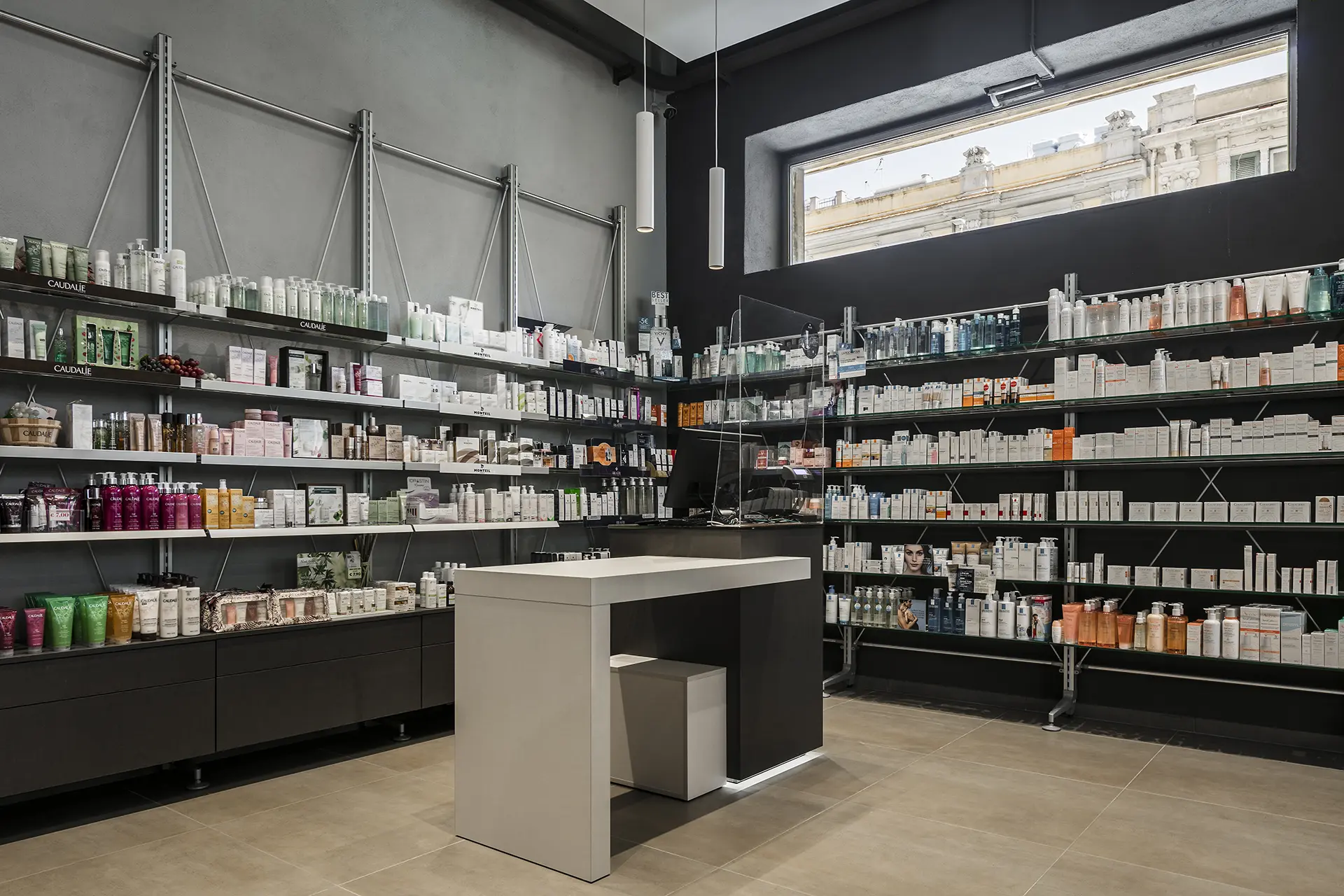 Pharmacie Grasso 3 Realizzazioni Th.Kohl - Farmacia Grasso Messina - gallery 03