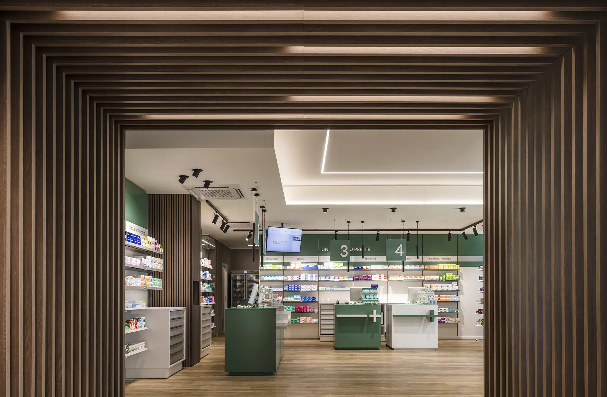 Pharmacie du Stade 2 Realizzazioni Th.Kohl - Farmacia Stadio Bergamo BG - gallery 02