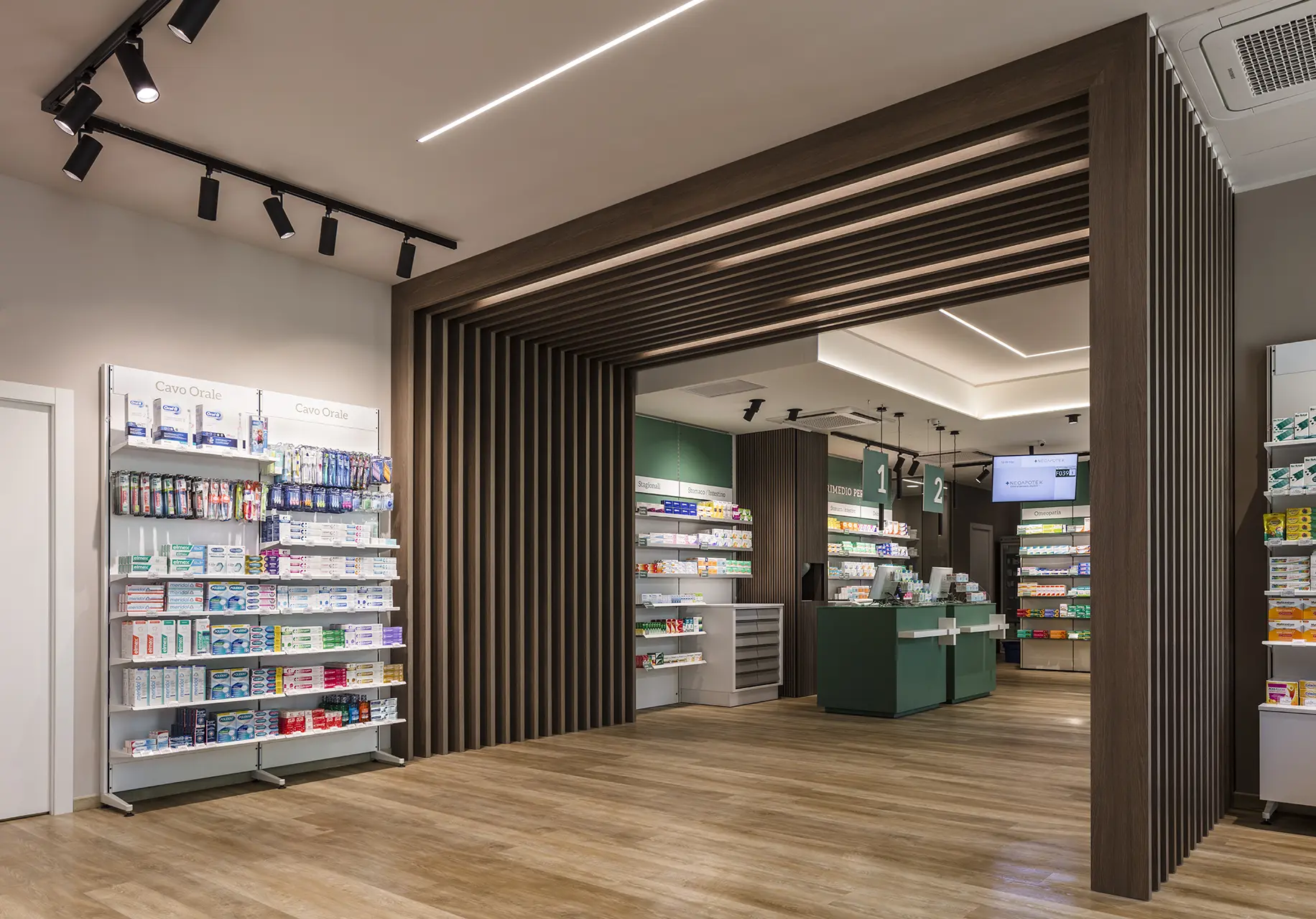 Pharmacie du Stade 3 Realizzazioni Th.Kohl - Farmacia Stadio Bergamo BG - gallery 03