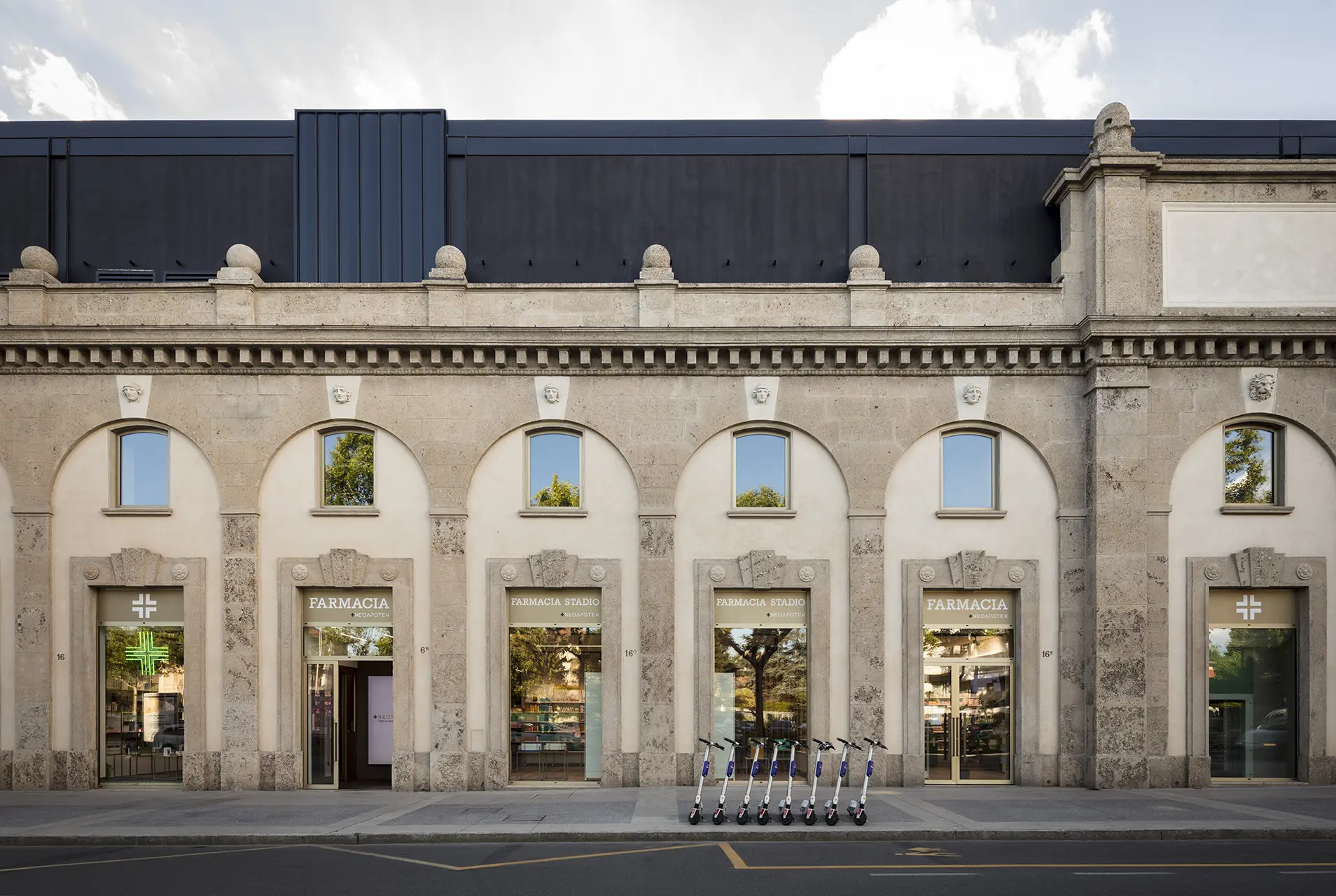 Pharmacie du Stade 12 Realizzazioni Th.Kohl - Farmacia Stadio Bergamo BG - gallery 12