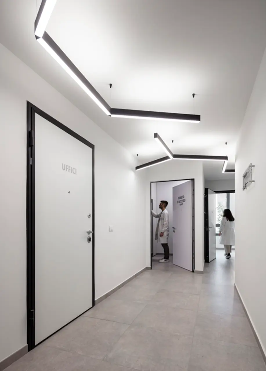 progettazione e installazione aree carbine servizi per farmacie - th.kohl 01