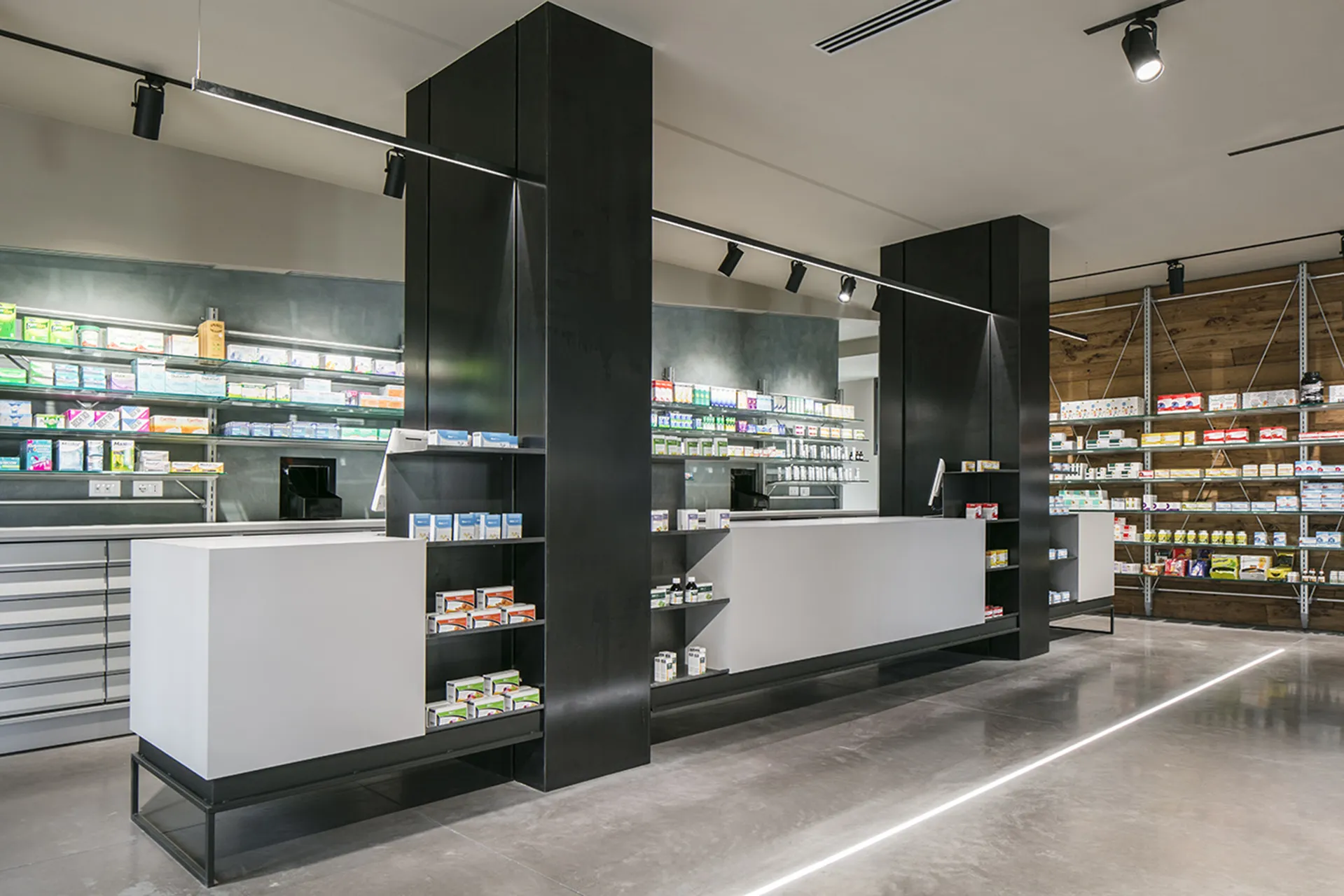 Production de comptoirs de pharmacie - th.kohl Production de comptoirs de pharmacie - th.kohl