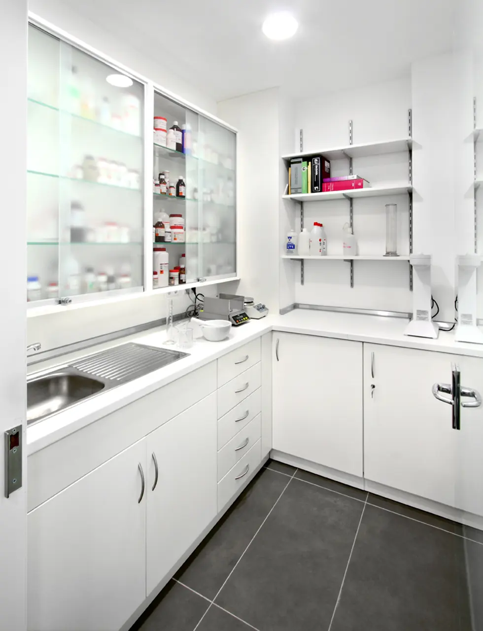 Production de laboratoire galénique pour les pharmacies - th.kohl 10