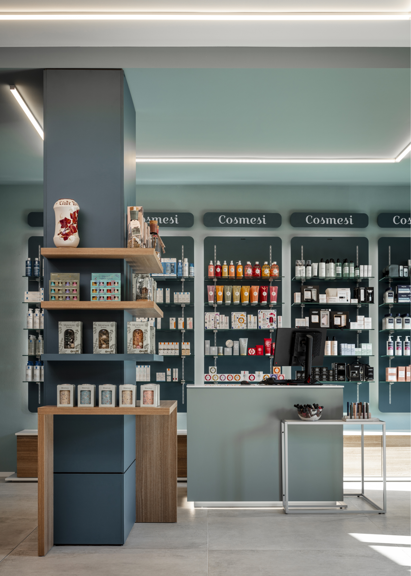 Réalisations Pharmacie Th.Kohl Alla Concezione VI 