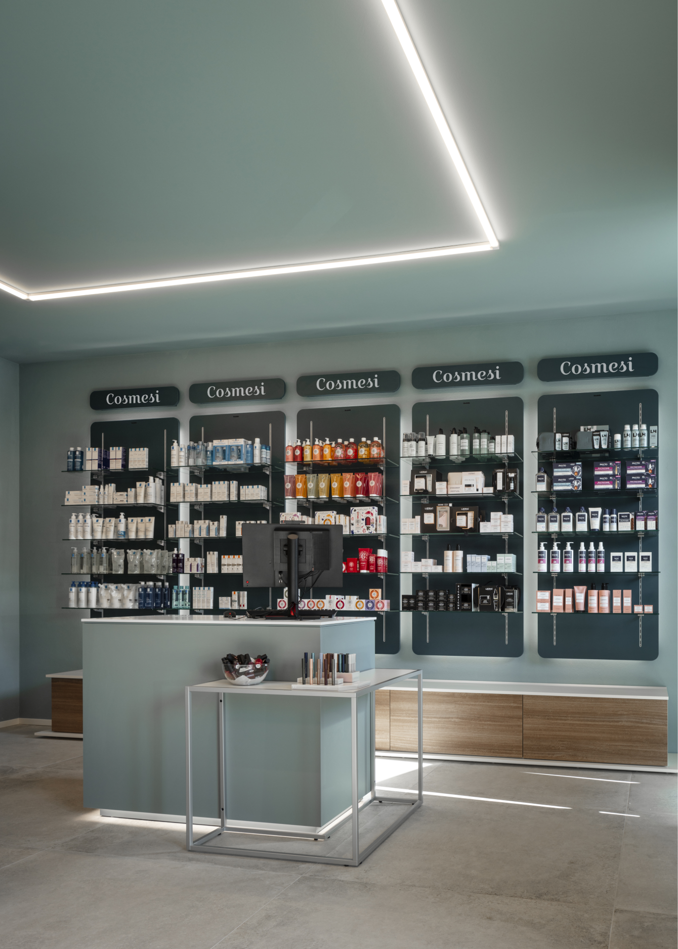 Réalisations Pharmacie Th.Kohl Alla Concezione VI 
