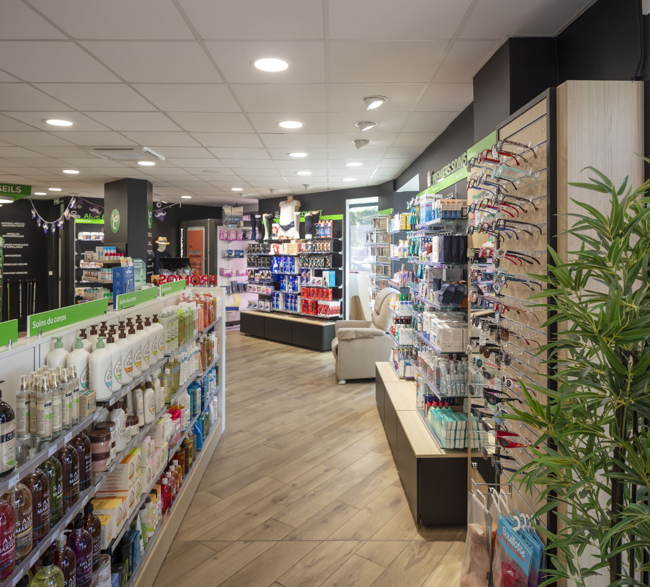 Réalisation Th.Kohl -Pharmacie Des Amonts - gallery 01