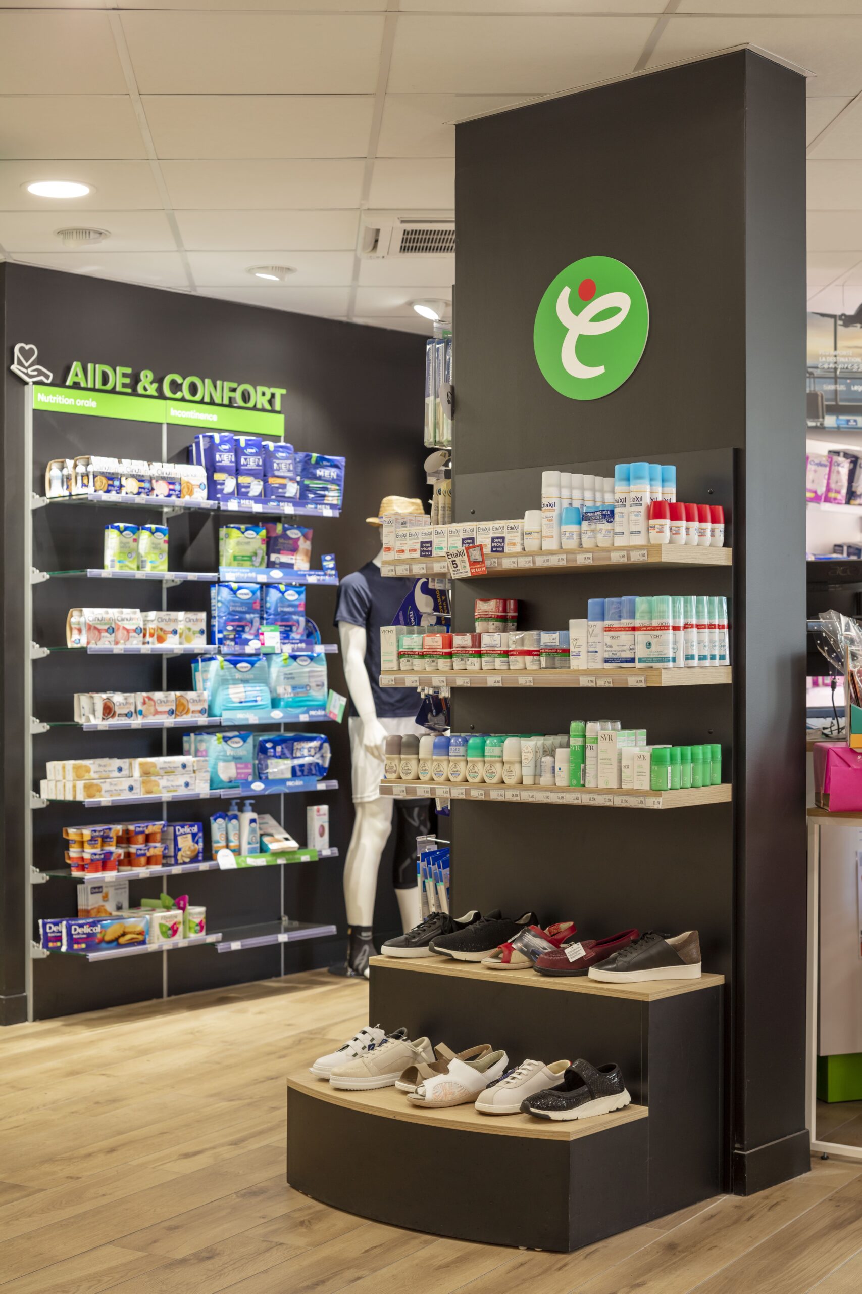 Réalisation Th.Kohl -Pharmacie Des Amonts - gallery 01