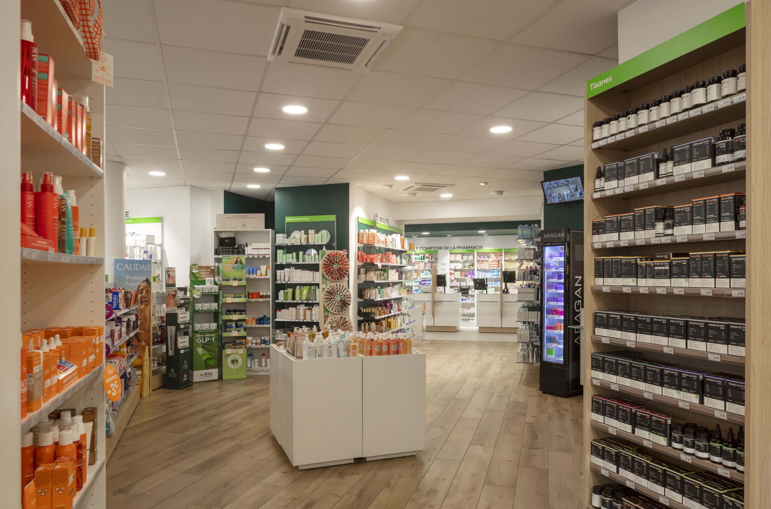 Réalisation Th.Kohl -Pharmacie Des Amonts - gallery 01