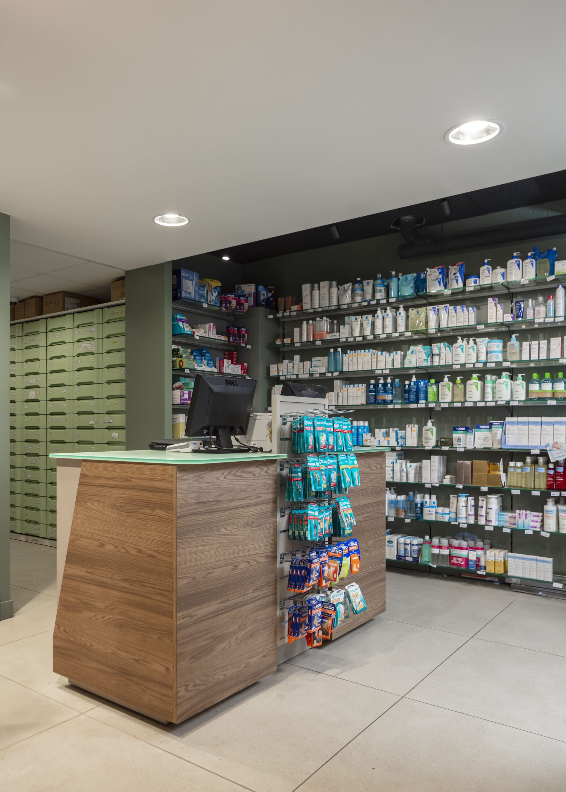 Pharmacie Laplace 2 Réalisation Th.Kohl -Pharmacie Des Amonts - gallery 01