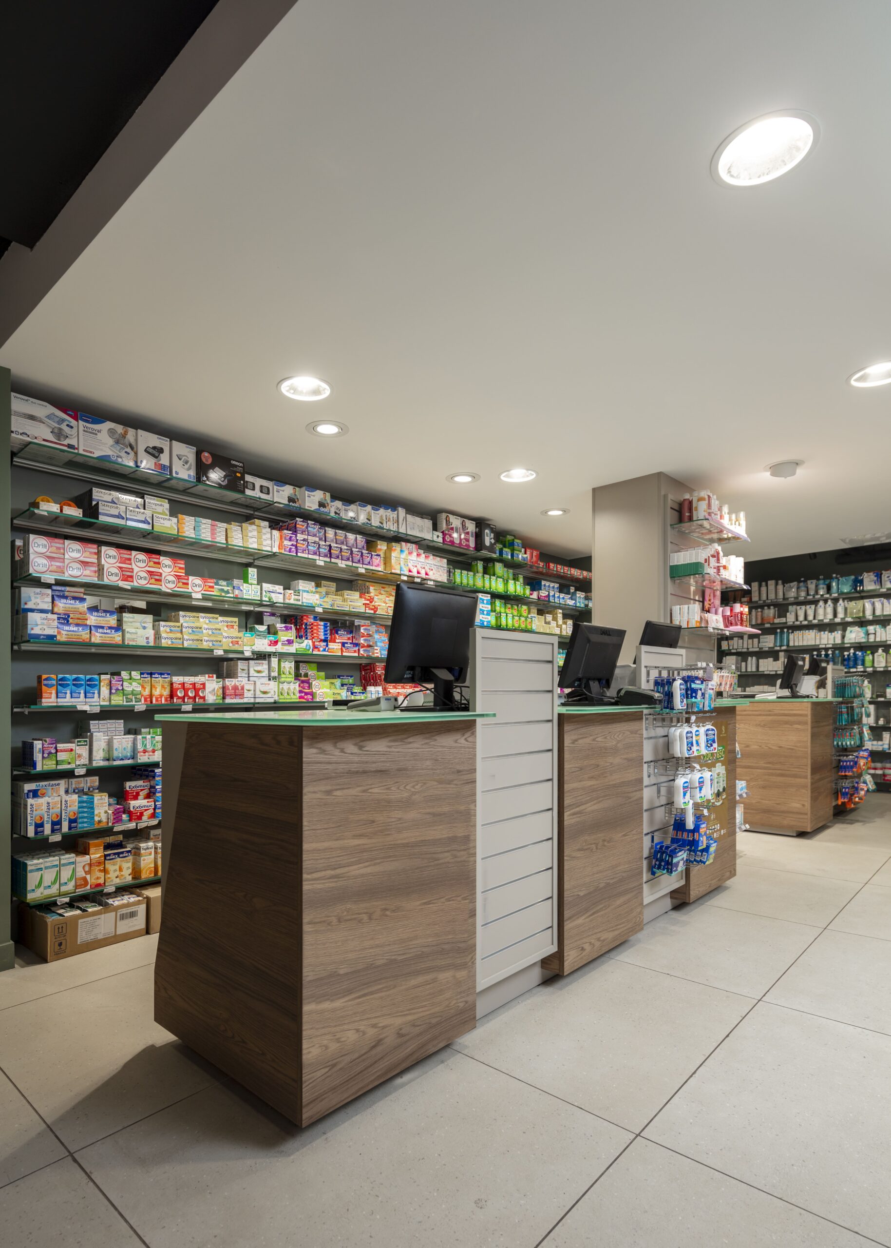 Pharmacie Laplace 10 Réalisation Th.Kohl -Pharmacie Des Amonts - gallery 01