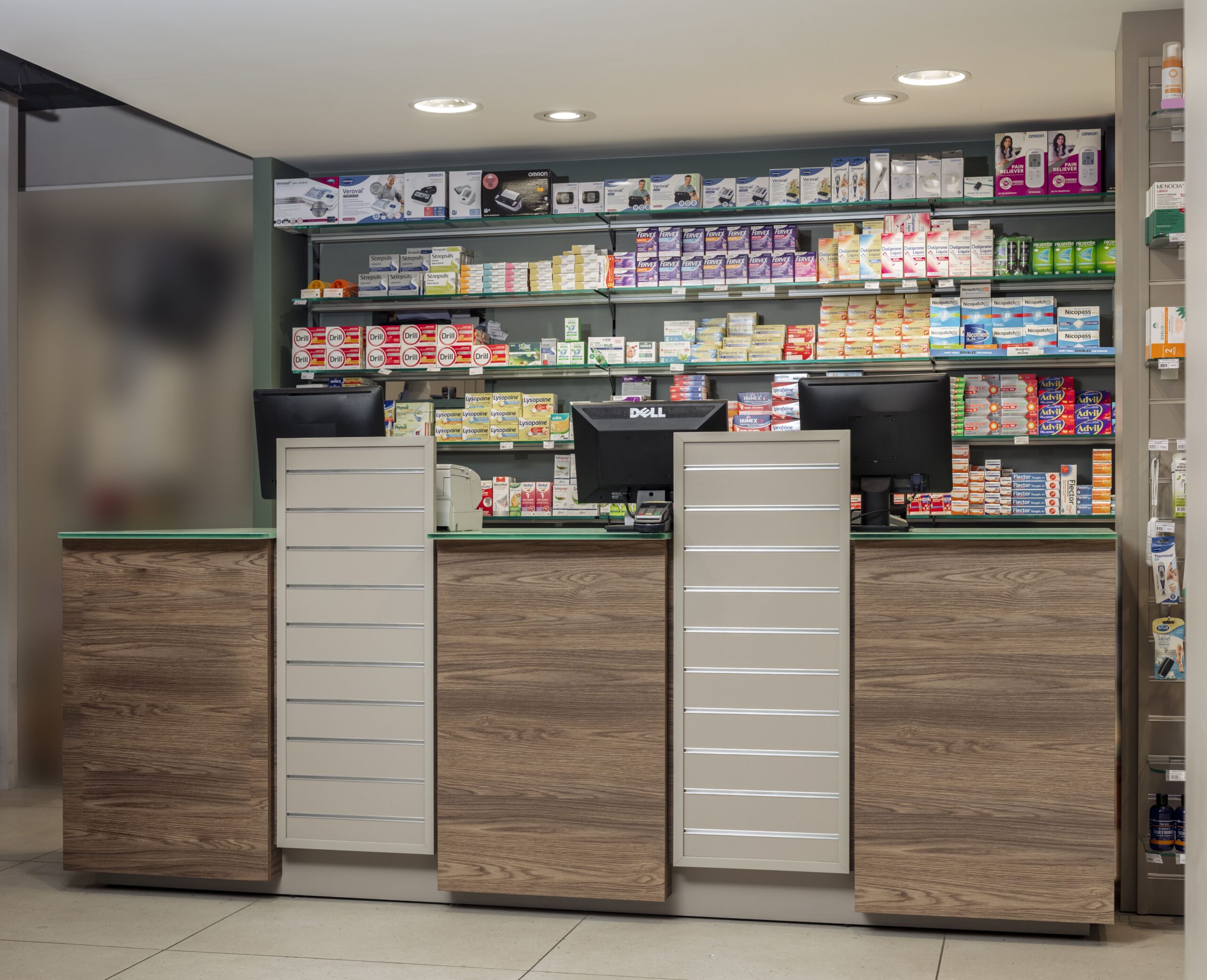 Pharmacie Laplace 5 Réalisation Th.Kohl -Pharmacie Des Amonts - gallery 01
