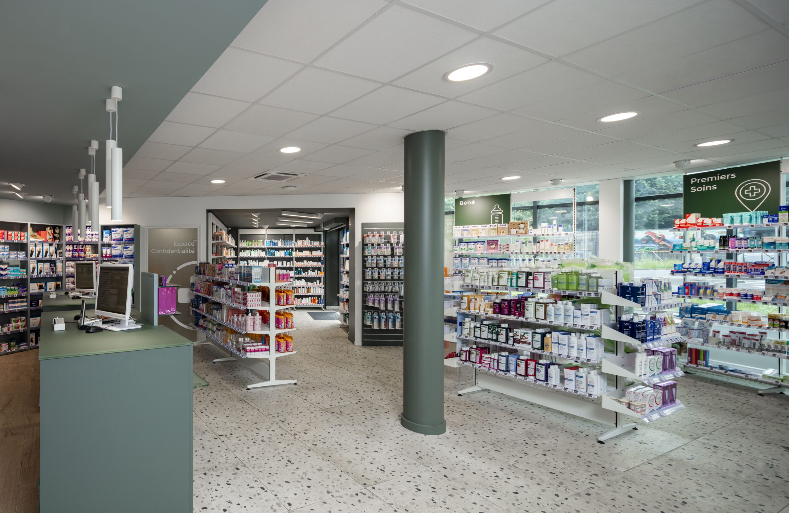 Pharmacie Saint-Ouen 13 Réalisation Th.Kohl -Pharmacie Des Amonts - gallery 01